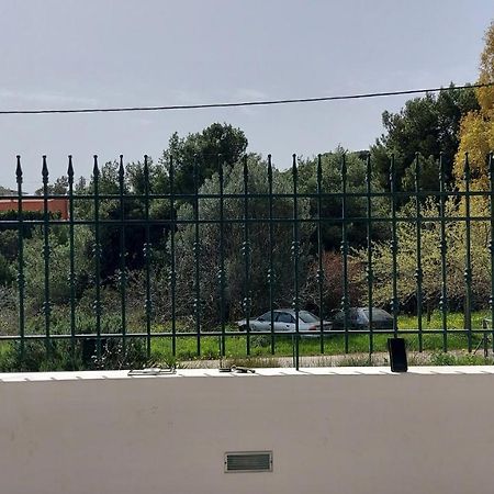 شقة فرافرونا  في Filoxenia House Near Airport المظهر الخارجي الصورة