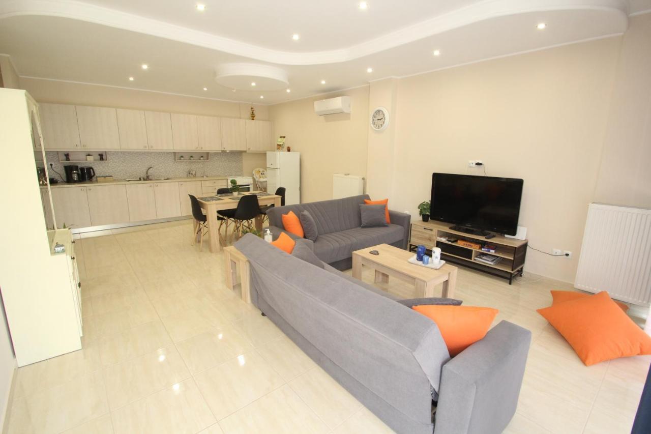 شقة فرافرونا  في Filoxenia House Near Airport المظهر الخارجي الصورة