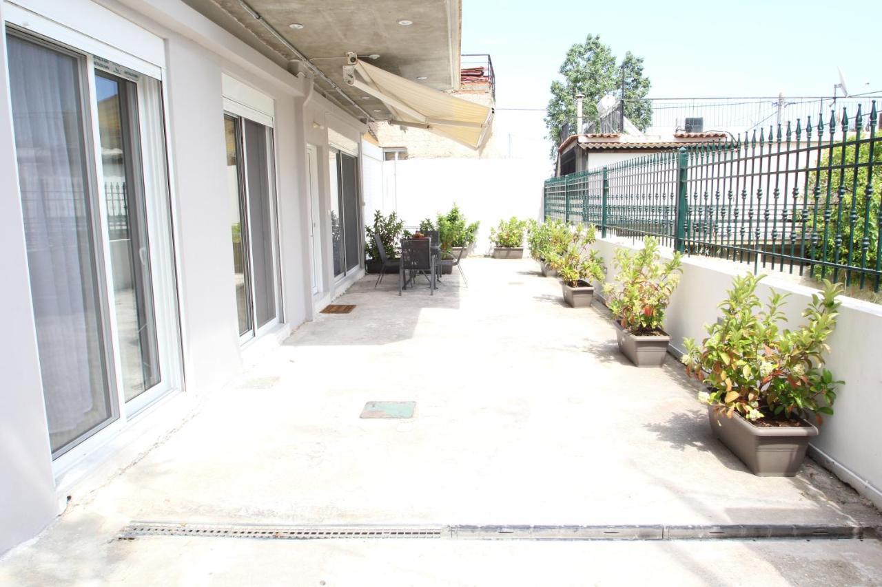 شقة فرافرونا  في Filoxenia House Near Airport المظهر الخارجي الصورة